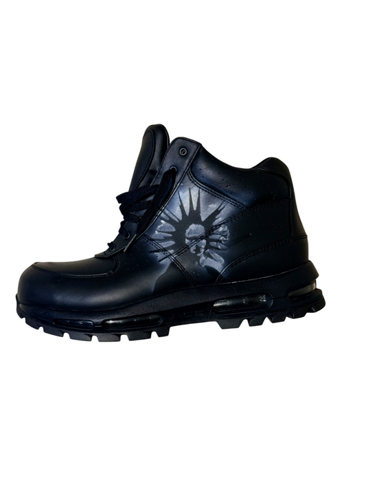 Custom Nike ACG Goadome “Mona”